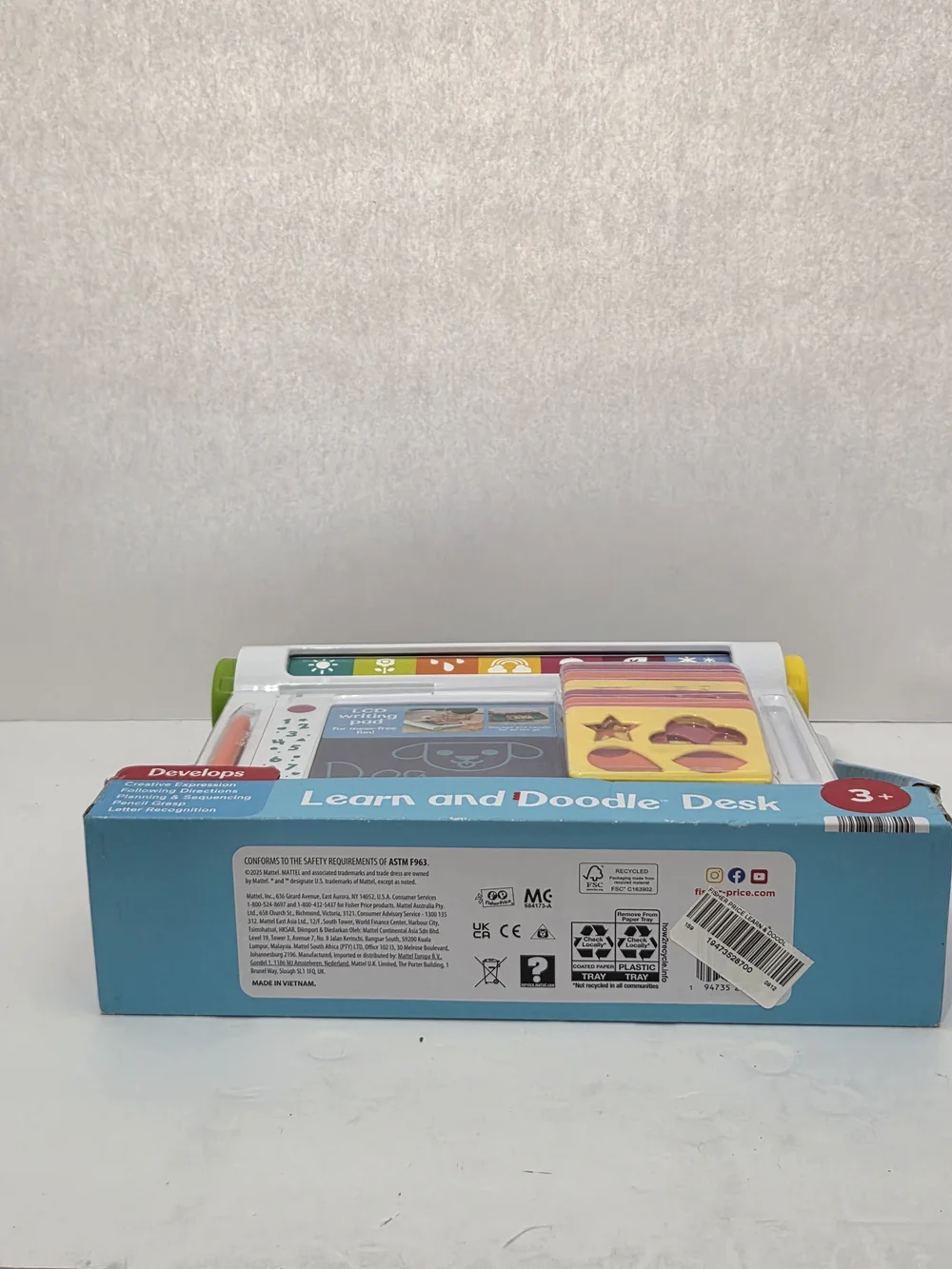 Fisher Price Learn & Doodle Desk Mess-Free Writing Drawing Tablet LCD NEW 3+